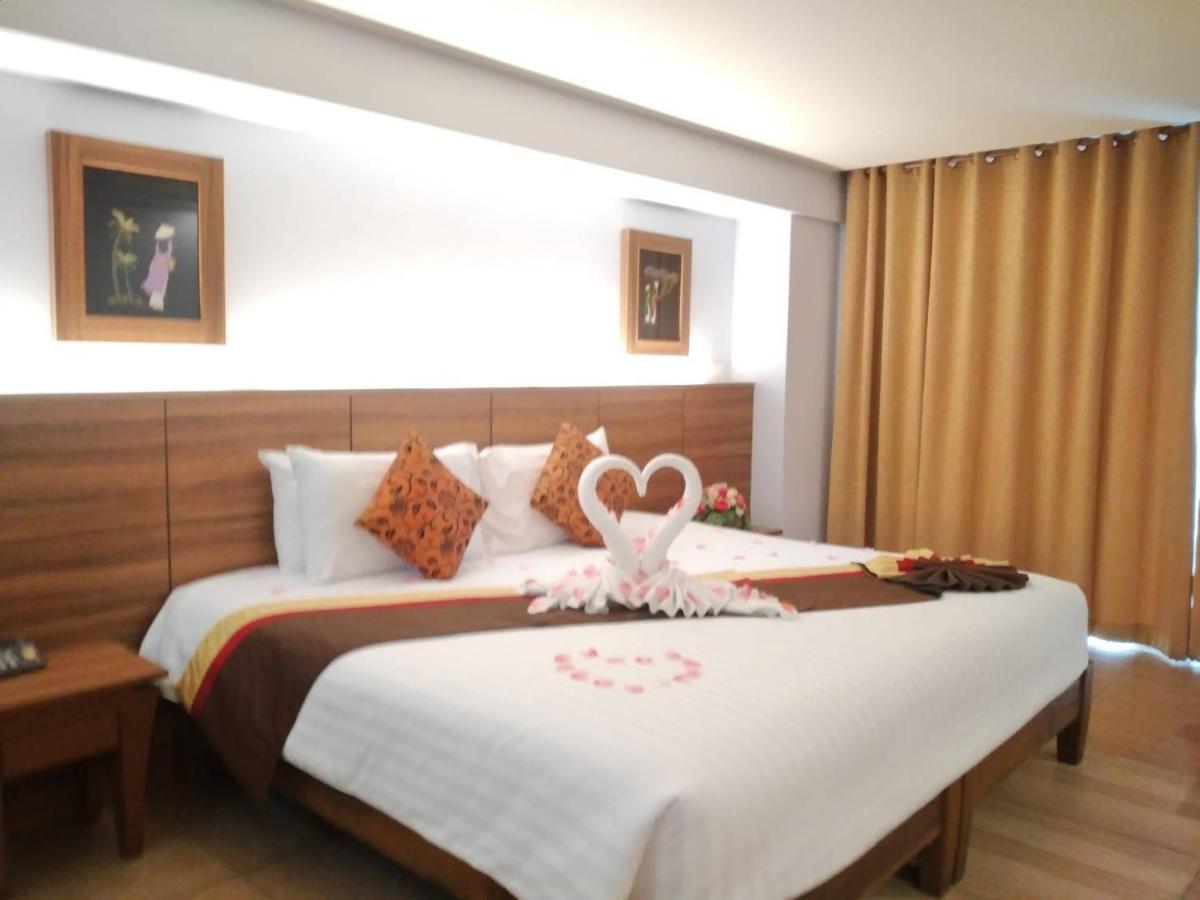 נה ג'ומטיין Saisawan Beach Luxury Hotel מראה חיצוני תמונה