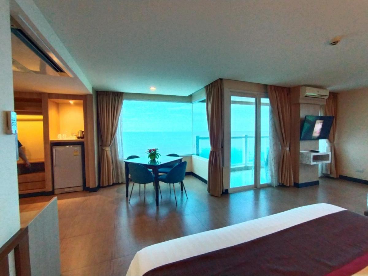 נה ג'ומטיין Saisawan Beach Luxury Hotel מראה חיצוני תמונה