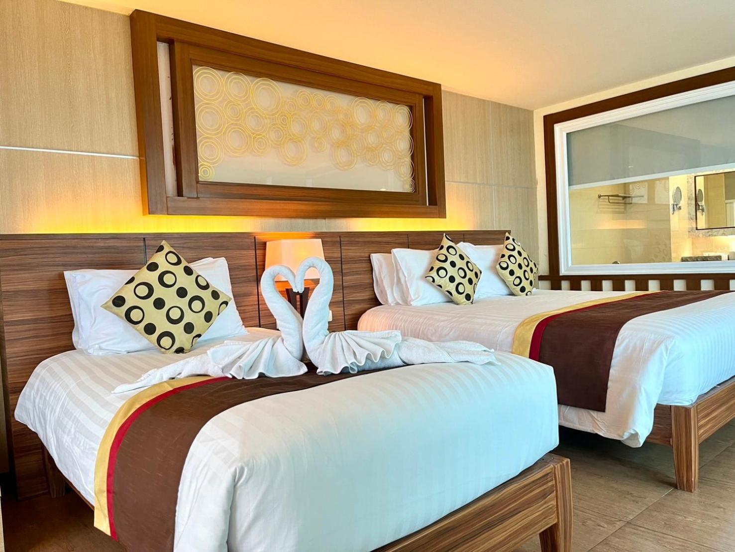 נה ג'ומטיין Saisawan Beach Luxury Hotel מראה חיצוני תמונה