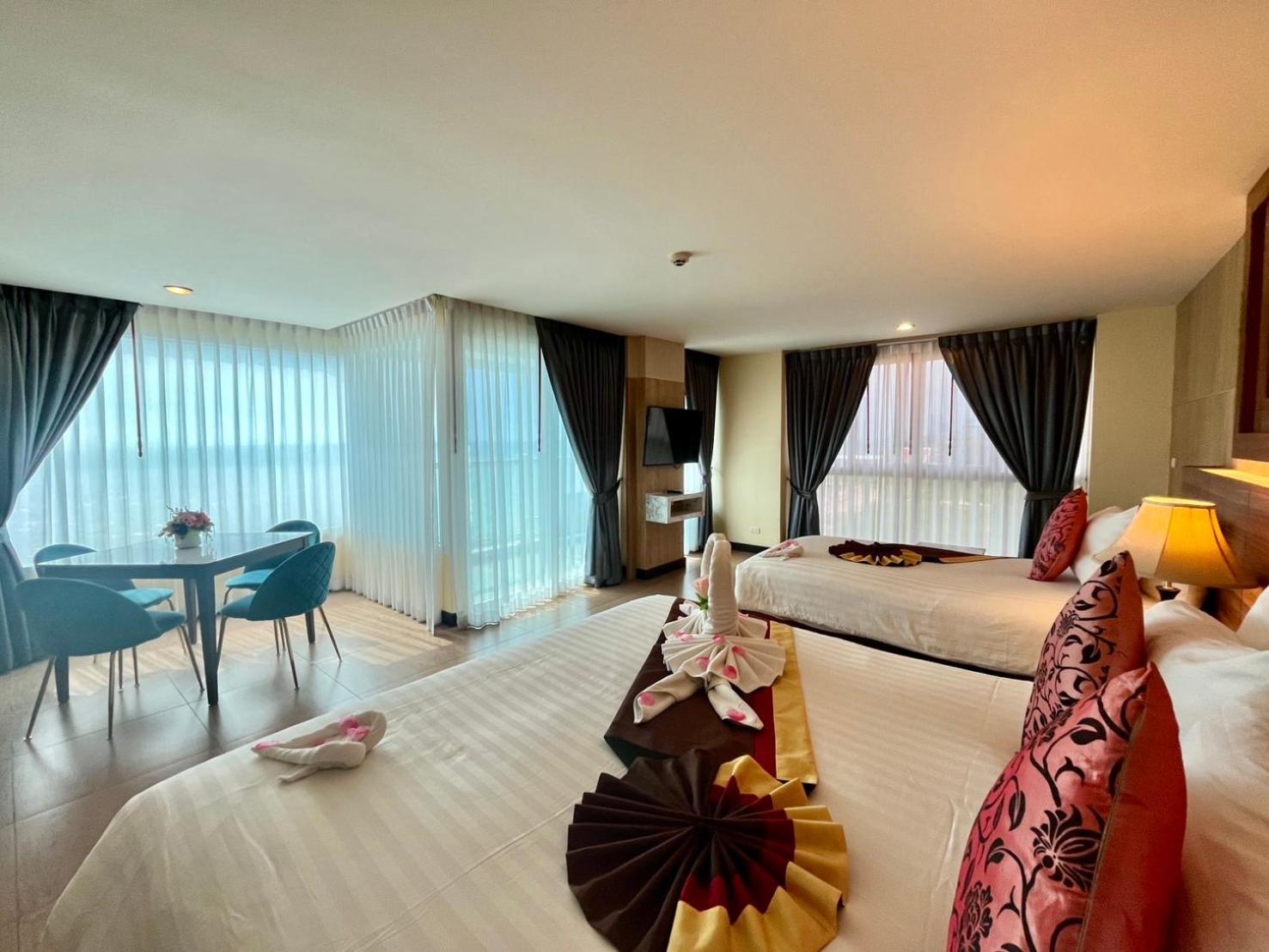 נה ג'ומטיין Saisawan Beach Luxury Hotel מראה חיצוני תמונה