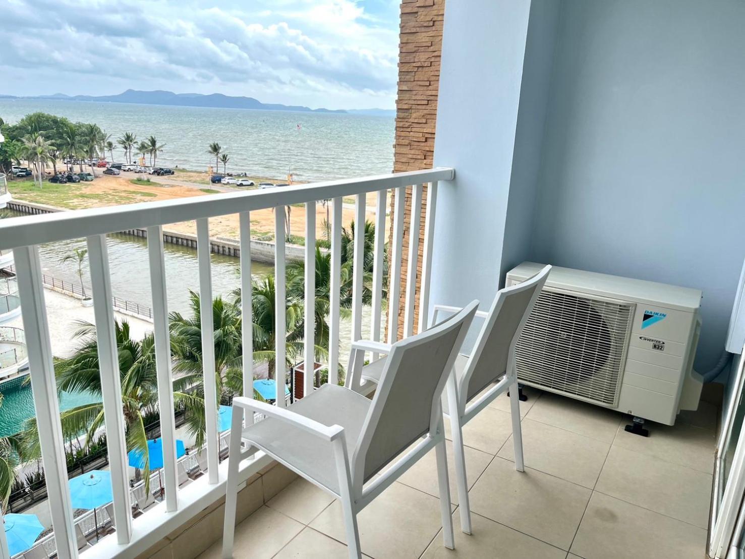 נה ג'ומטיין Saisawan Beach Luxury Hotel מראה חיצוני תמונה