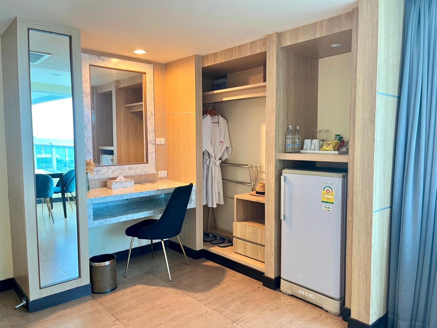 נה ג'ומטיין Saisawan Beach Luxury Hotel מראה חיצוני תמונה